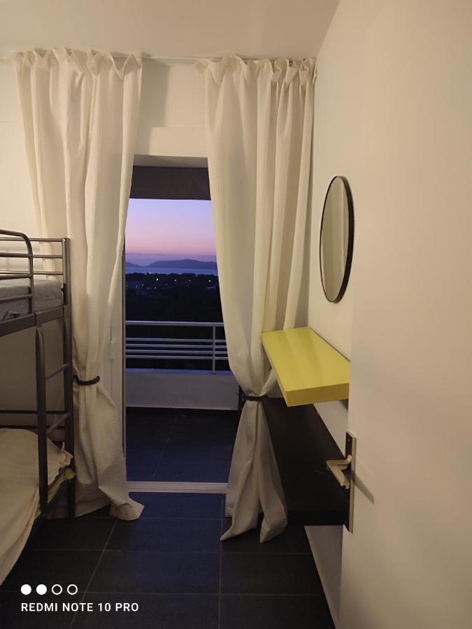 לוטראקי Andrew'S Sunset View Apartment מראה חיצוני תמונה
