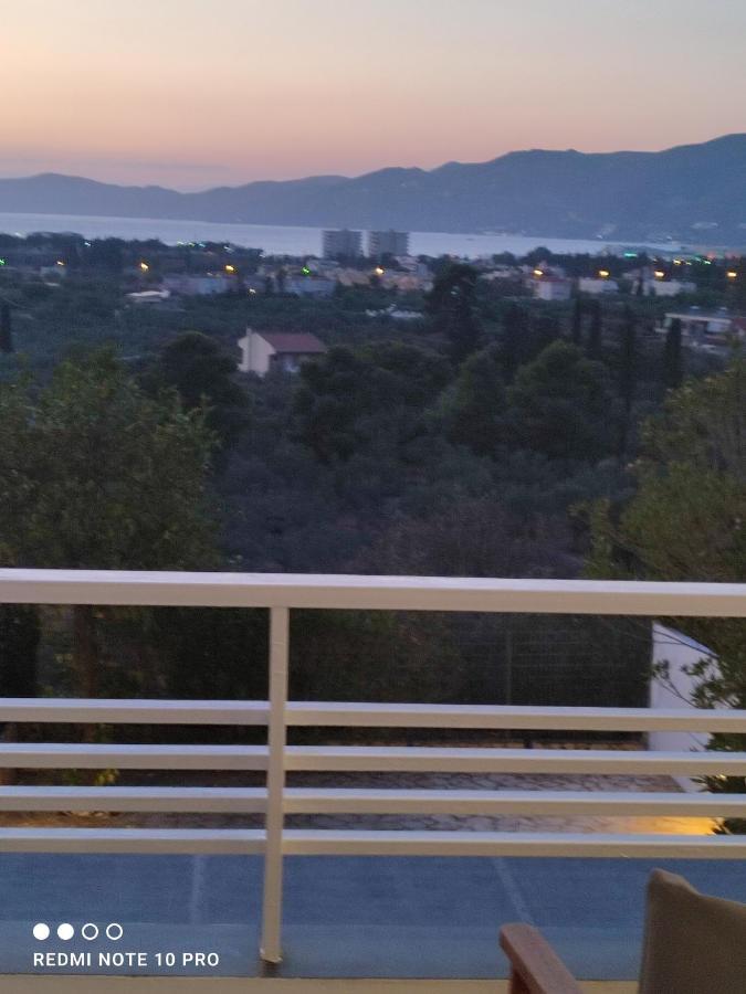 לוטראקי Andrew'S Sunset View Apartment מראה חיצוני תמונה