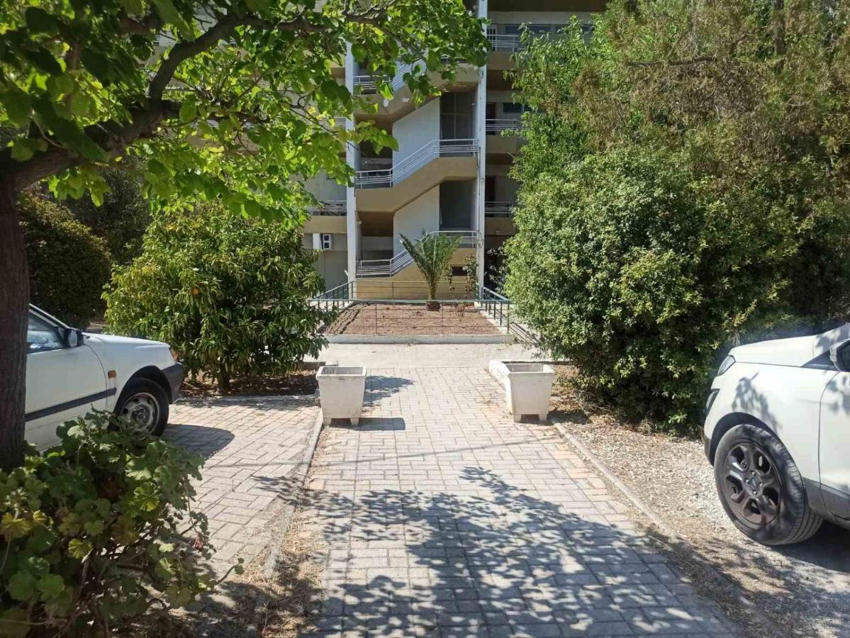 לוטראקי Andrew'S Sunset View Apartment מראה חיצוני תמונה